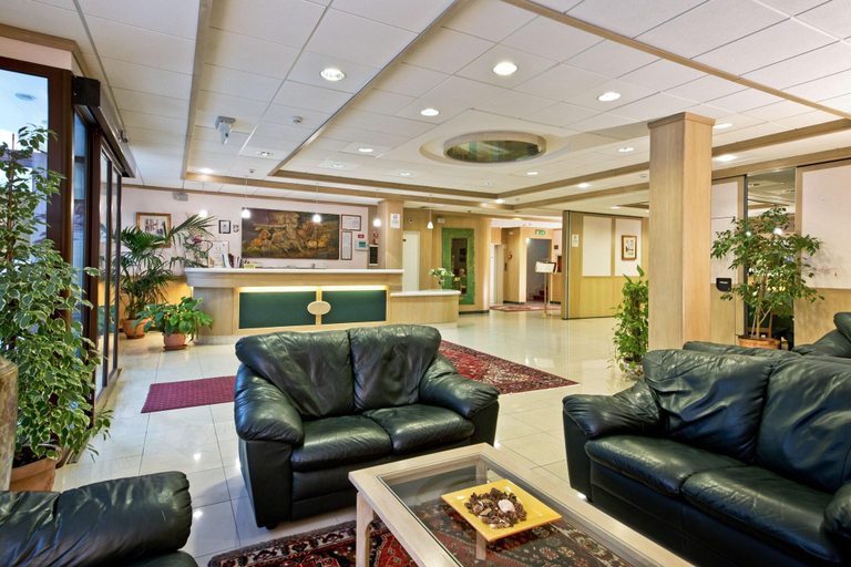Public Area, Park Hotel La Grave, Bari