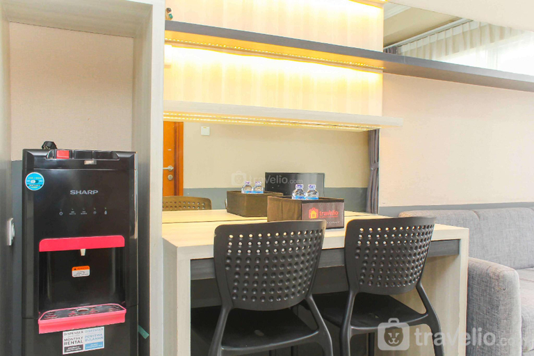 Food & Drinks, Modern Studio @ Signature Park Grande By Travelio, South Jakarta
