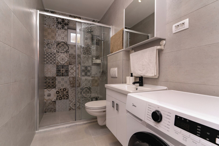 Bathroom shower 4, Dominique - Superior sea view, Konavle