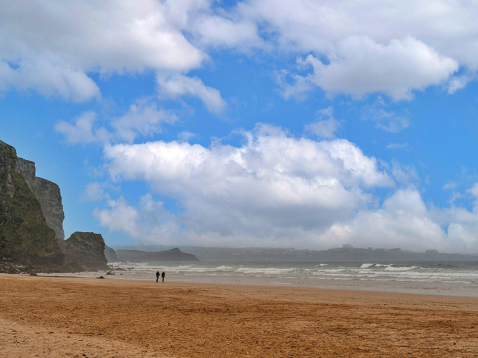 4, Apartment in Watergate Bay with Sea Views, Cornwall