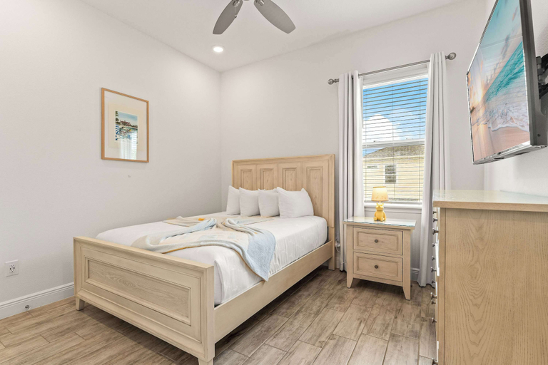 Room 3, The Flamingo Nest Kid Friendly, Osceola