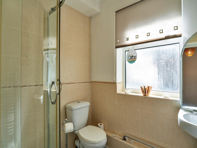Bathroom 3, Apartment in St Ives near Porthminster Beach, Cornwall