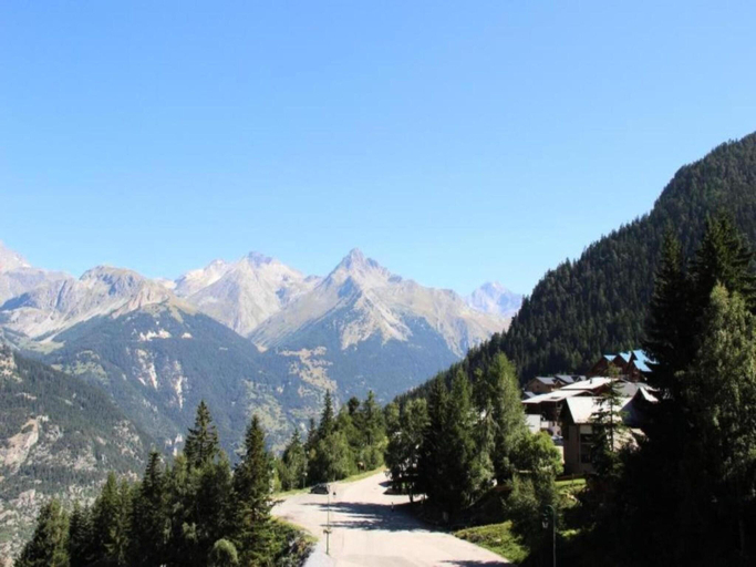 3, Apartment in Modane with Ski Slope Access, Savoie