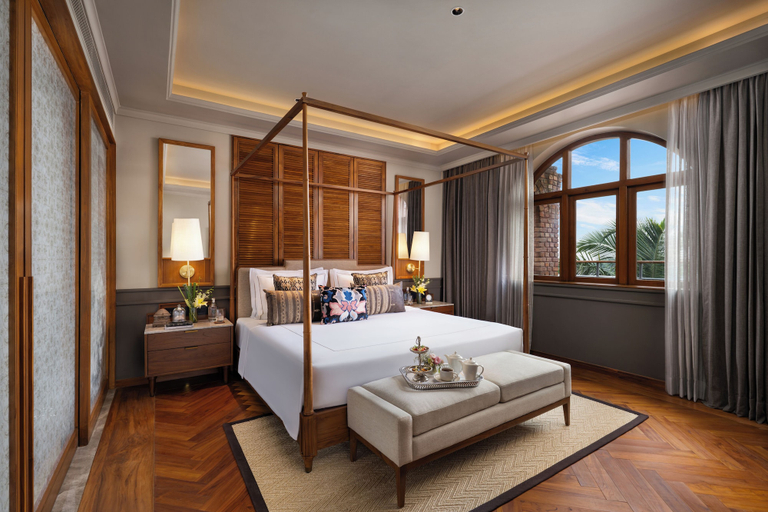 Room 5, Taj Ganga Kutir Resort & Spa, Raichak, South 24 Parganas