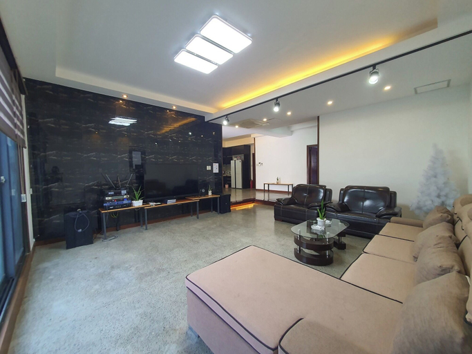 Interior, Koregon Hotel & Pool Villas, Mabalacat