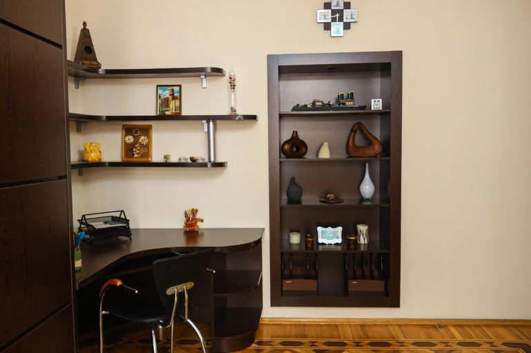 Others 5, Azneft Royal Suite Apartment Sea View, Baku