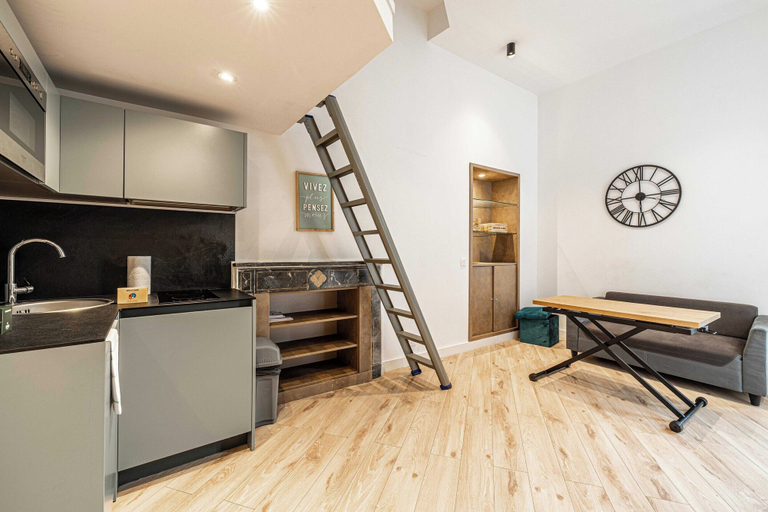 Others 4, a/c Mezzanine Apt 1br/2p - Place Garibaldi, Alpes-Maritimes