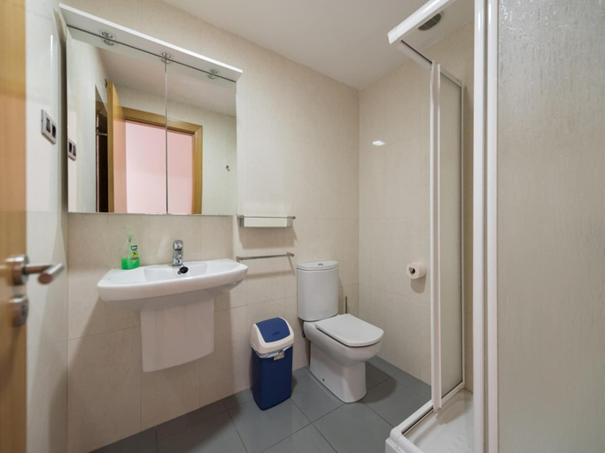 Bathroom 3, Apartment on Las Canteras Beach with Ocean Views, Las Palmas