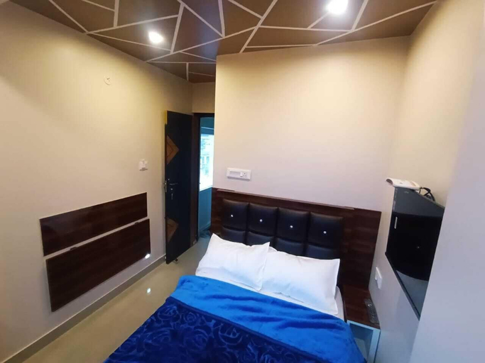 Bedroom 2, Rose garden enclave for families, The Nilgiris
