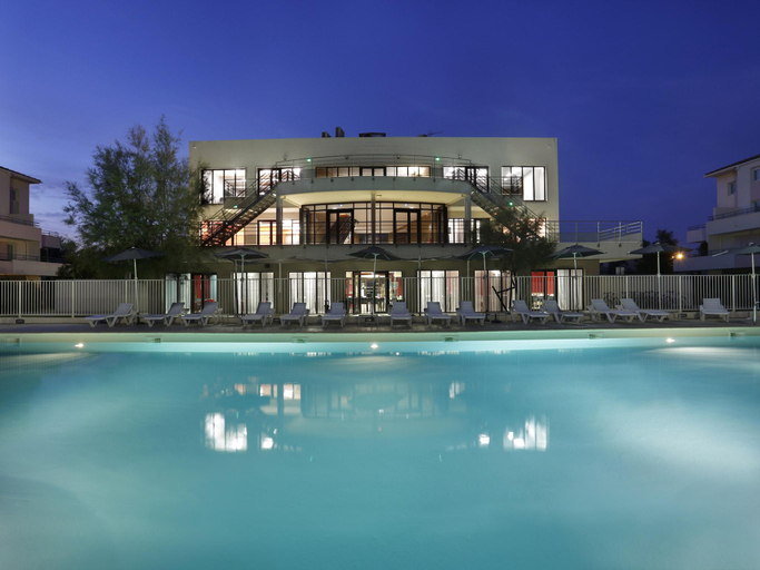 4, Le Grau-du-Roi Apartment, Gard