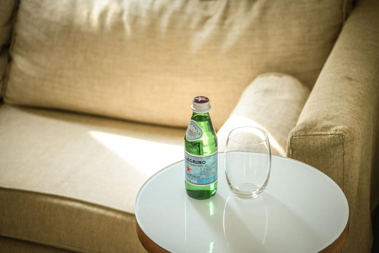 Food & Drinks 4, Skyline 1BR Apartment with City and Sea View