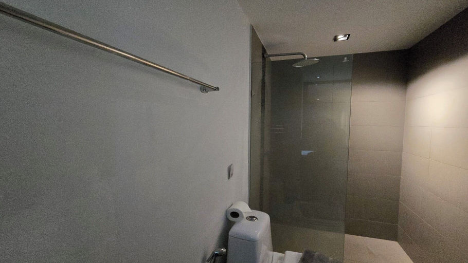 Bathroom 3, Bright & Breezy -1BR T1 211, Phuket Island
