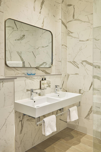 Bathroom, The Fowey, Cornwall