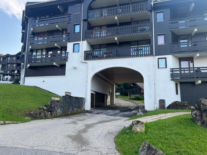 2, Apartment in Morillon Near Ski Slopes, Haute-Savoie