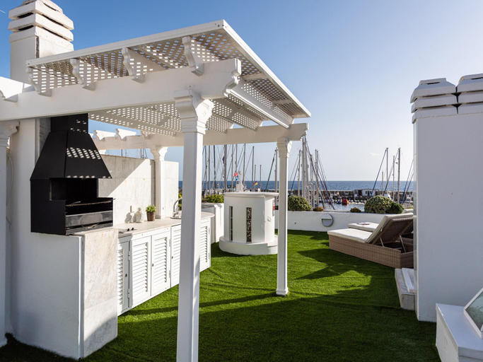 5, House in Puerto de Mogan with Marina Views, Las Palmas