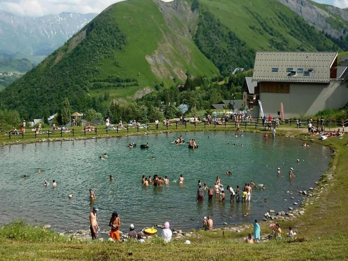 4, Apartment in France with Mountain Views Pool, Savoie