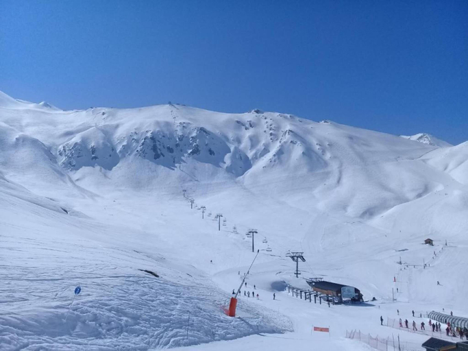 2, Apartment in Modane with Ski Slope Access, Savoie