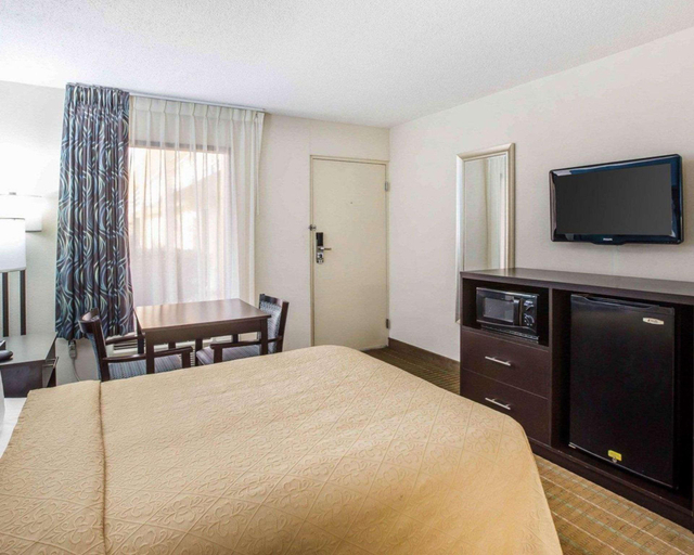 Bedroom 3, Quality Inn Macon, Bibb