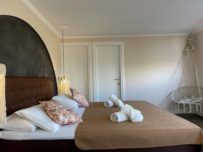 4, Villa in Alykes with Private Pool Sea Views, Ionian Islands