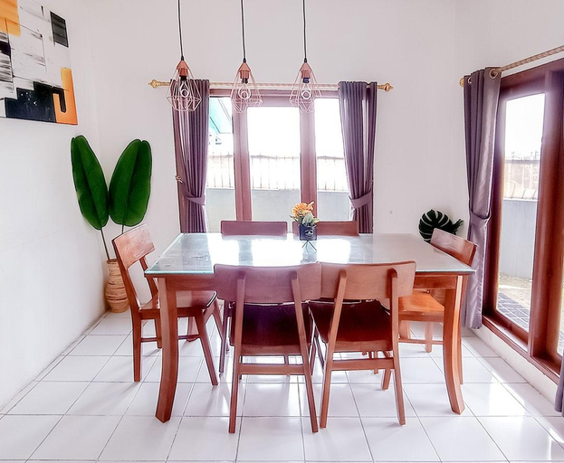 Others 4, Puncak Villas, Bogor