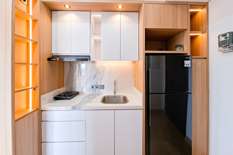 Others 4, Wooden Tone Studio at Casa de Parco Apartment By Travelio, Tangerang