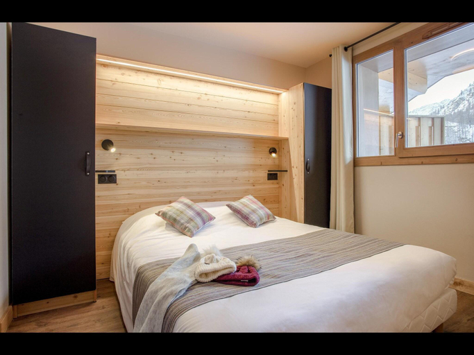 2, Apartment in Tignes with Spa and Pool, Savoie
