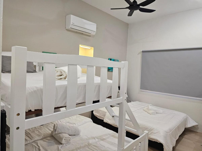 Bedroom 4, Gurney Drive Houses, Pulau Penang