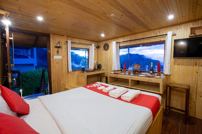 Bedroom 3, Syamantac Villa Kodaikanal, Dindigul