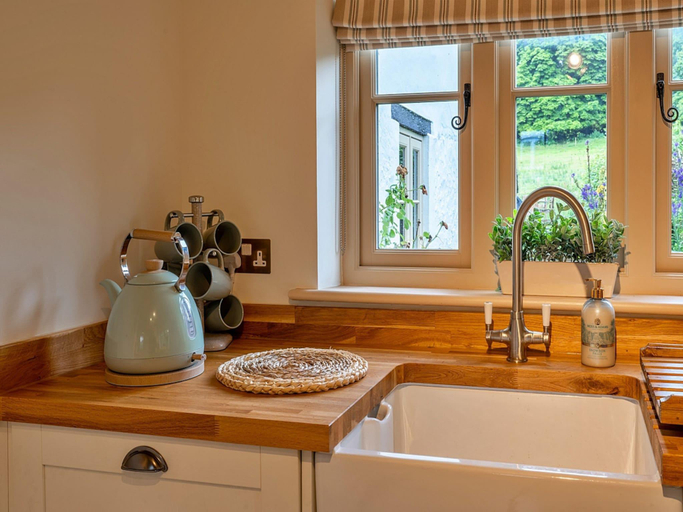 4, Cottage in Dorset near Lulworth Cove, Dorset
