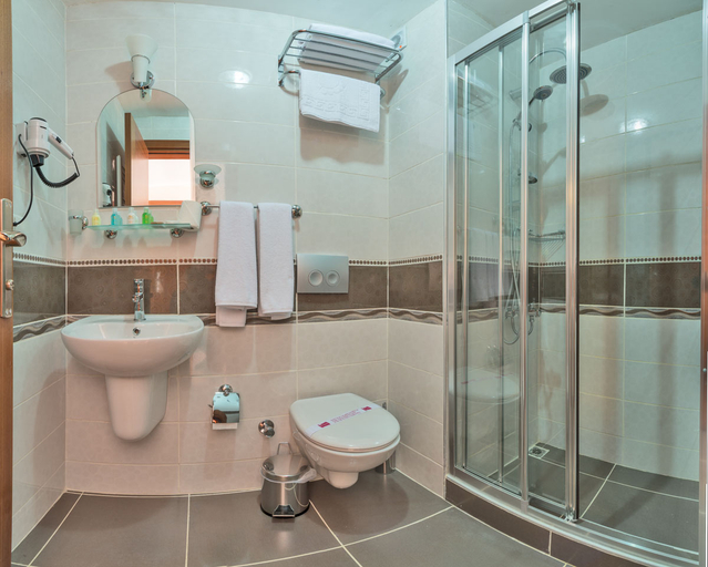 Bathroom, Taxim Hotel Marin, Beyoğlu