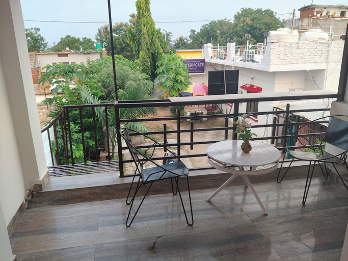 Others 4, EASTERN GATE HOMESTAY, Chhatarpur