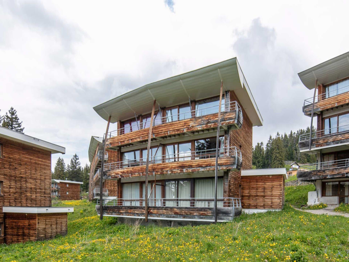 2, Ski-In Apartment in Chamrousse, Isère