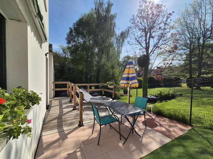 3, Apartment in Erquy near Scenic Beaches, Côtes-d'Armor