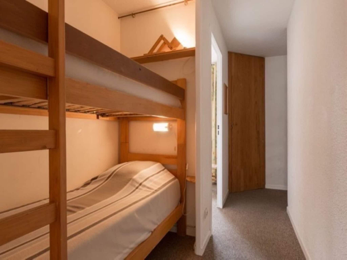 2, Ski-In Apartment for 6 Guests, Isère