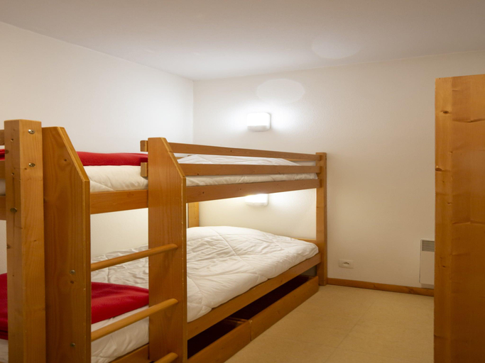 2, Apartment in Termignon near Ski Slopes, Savoie