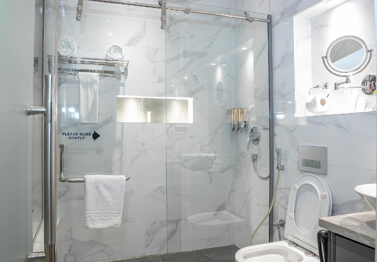 Bathroom, Watercress Hotels and Signature, Ikeja