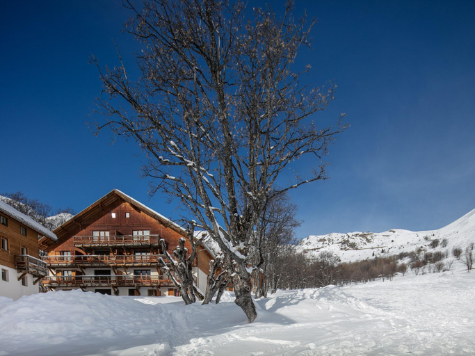 5, Apartment in Saint-Sorlin near Ski Slopes, Savoie