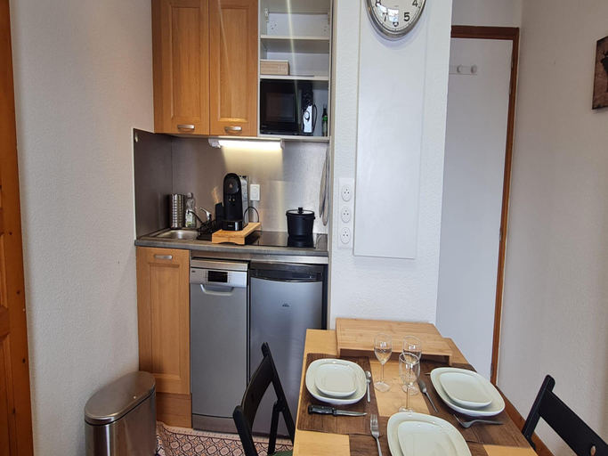 4, Cozy Apartment Near Ski Slopes, Isère