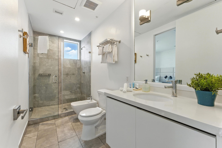 Room 3, South Beach 2BR Paradise, Miami-Dade