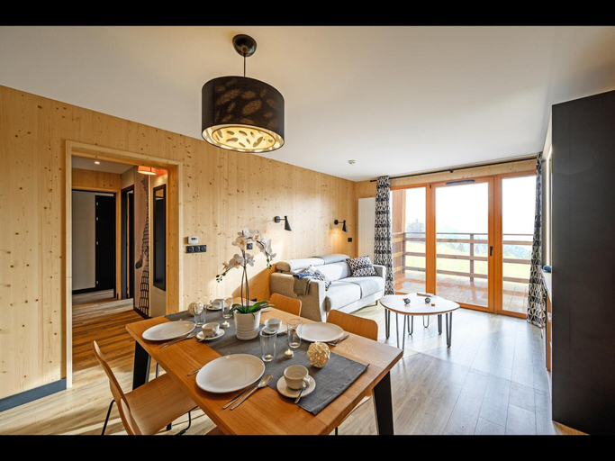 5, Apartment in Le Corbier With Heated Pool, Savoie
