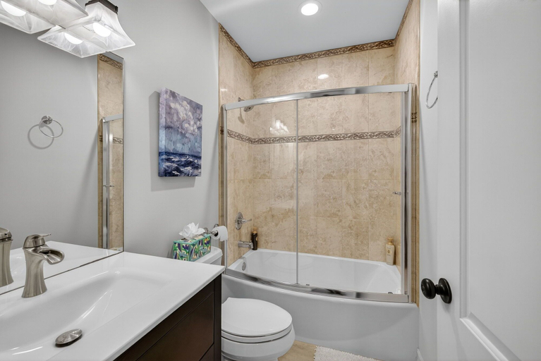 Bathroom 5, Daisy Townhouse Steps from The Beach, Broward