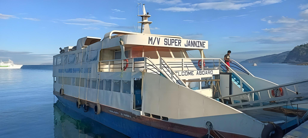 Nearby transport 5, Anilao Apartments, Mabini