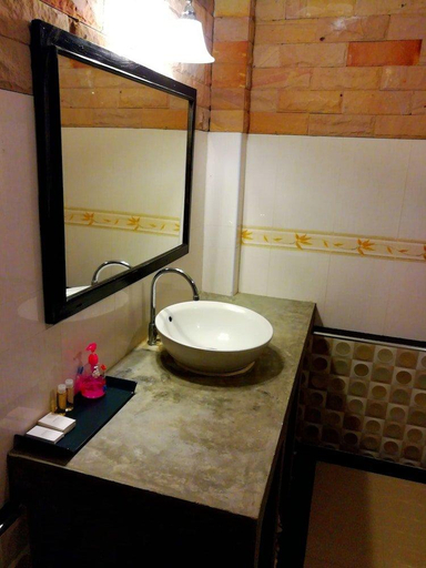 Bathroom 4, Nice Resort Pattaya, Pattaya