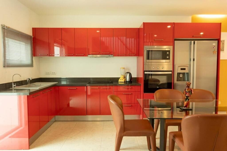Private kitchen, 3BR Gym & Sauna 12 Mins to Patong V69, Phuket Island