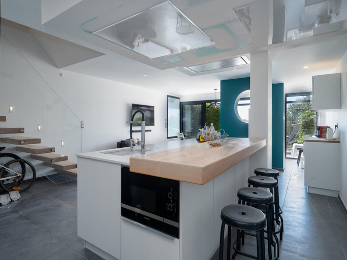 Others 5, Villa in Le Grau du Roi with Stunning Sea Views, Gard