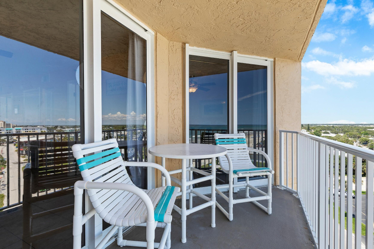 Property grounds 3, Oceania Plaza 808, Volusia