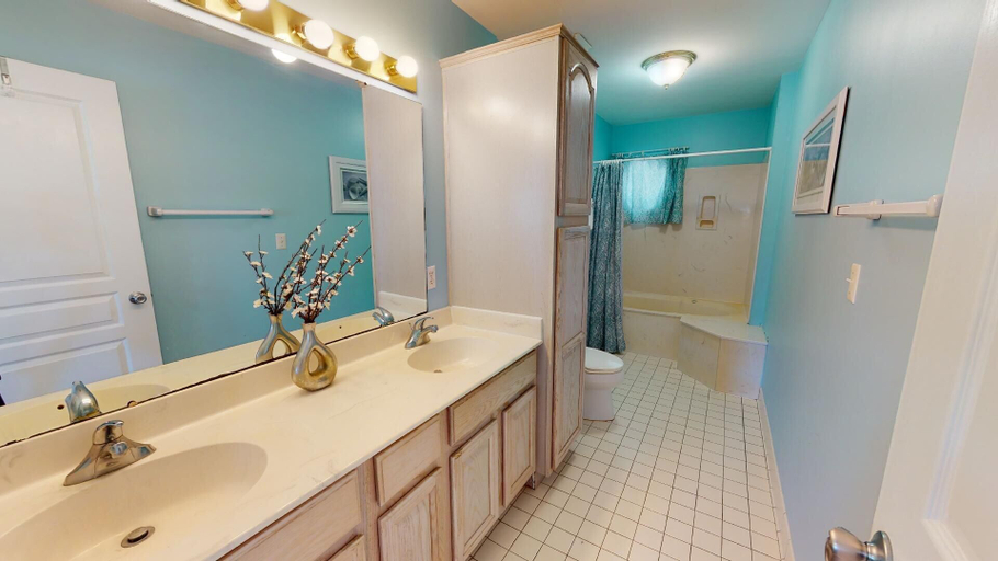 Bathroom 4, Bay View Villas 1 by Tybee Vacation Rentals, Chatham