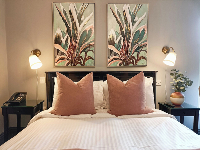 Room 2, The Gem Stansted, Essex