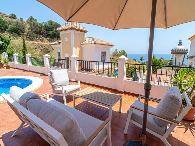 Sport & Beauty 4, Villa in Tamango Hill near Playa Guilche, Málaga