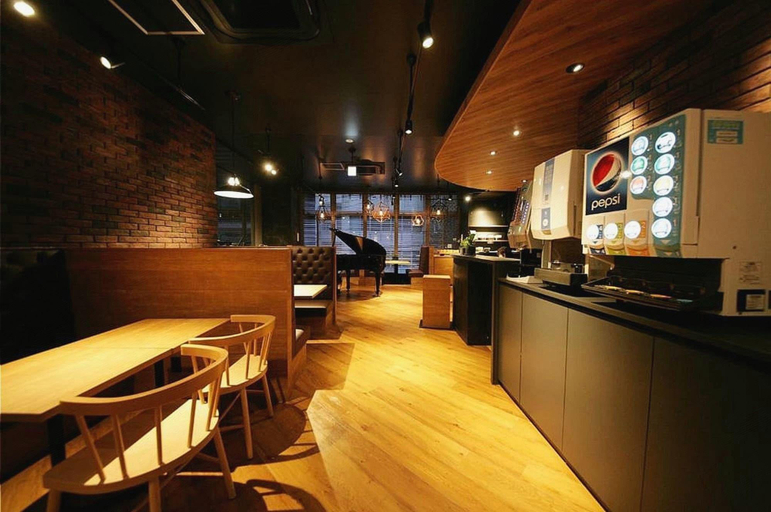 Food & Drinks 5, goom Hotel Nakasu, Fukuoka